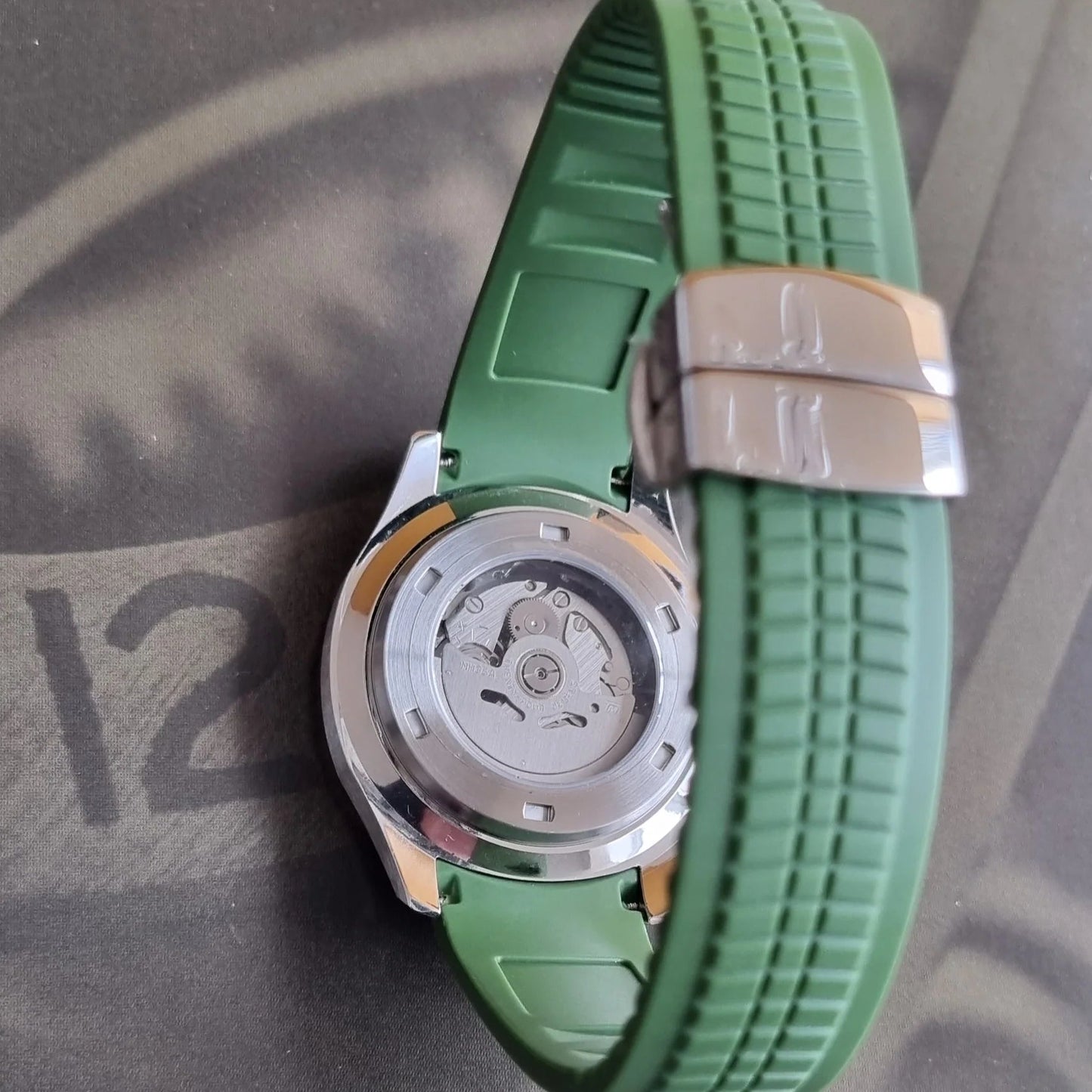Seiko Seikonaut Gradient Green
