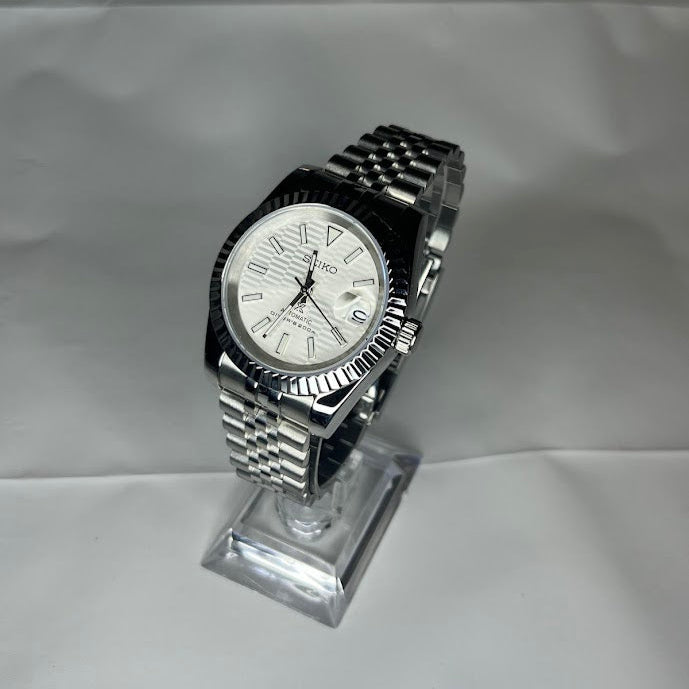 Seiko Date Classic White