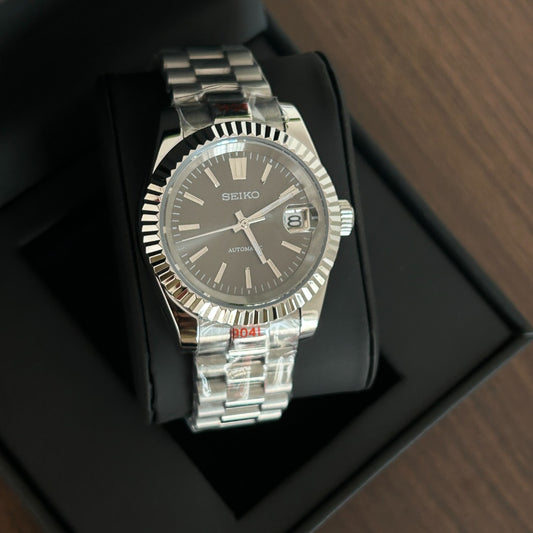 Seiko Date Sunburst Grey